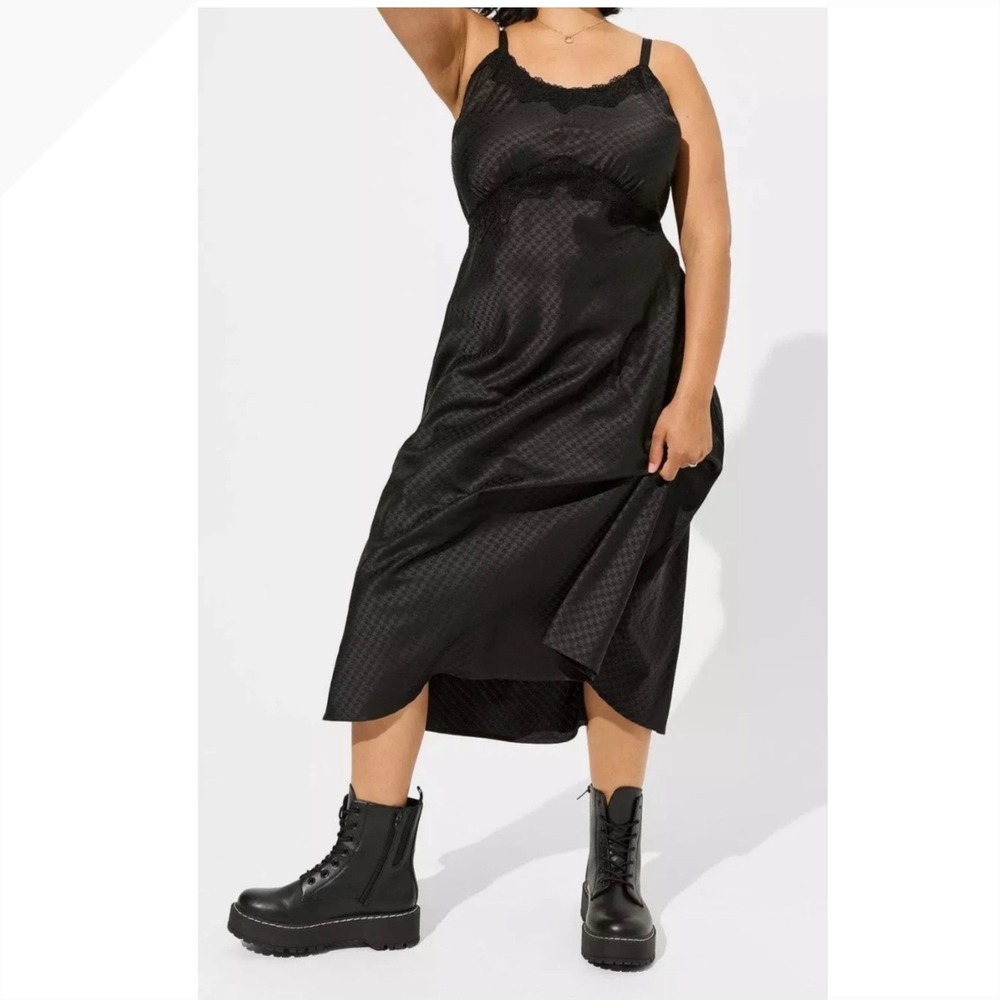 Torrid Maxi Cami Slip Dress 4X Black Woven Jacquard Lace Trim Romantic Sexy